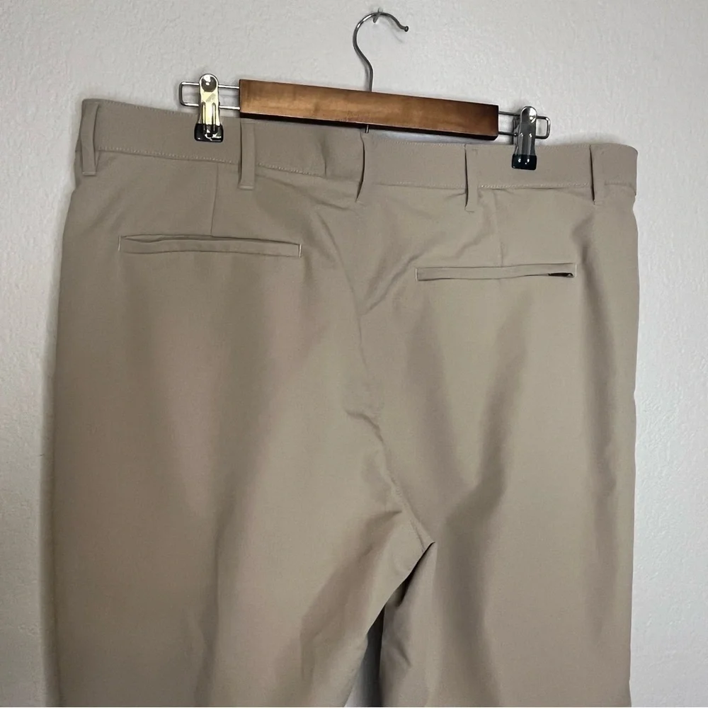 Banana Republic Tan Performance Men's Pants Size 38/30